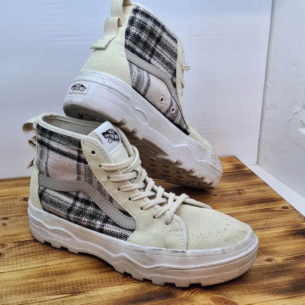 Women's Size 6.5 -‎ Rare Vans Sentry Sk8 Hi Plaid Turtle Dove Ultra Cush Shoes